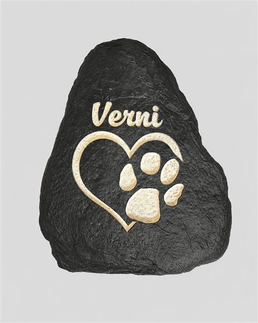 Piedra grabada en homenaje a una mascota